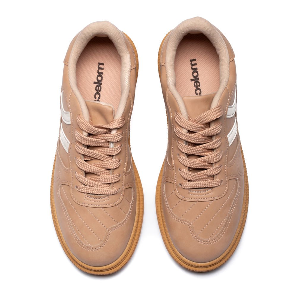 Tênis Feminino Moleca em Nobuck com Recortes Bege Bege 4