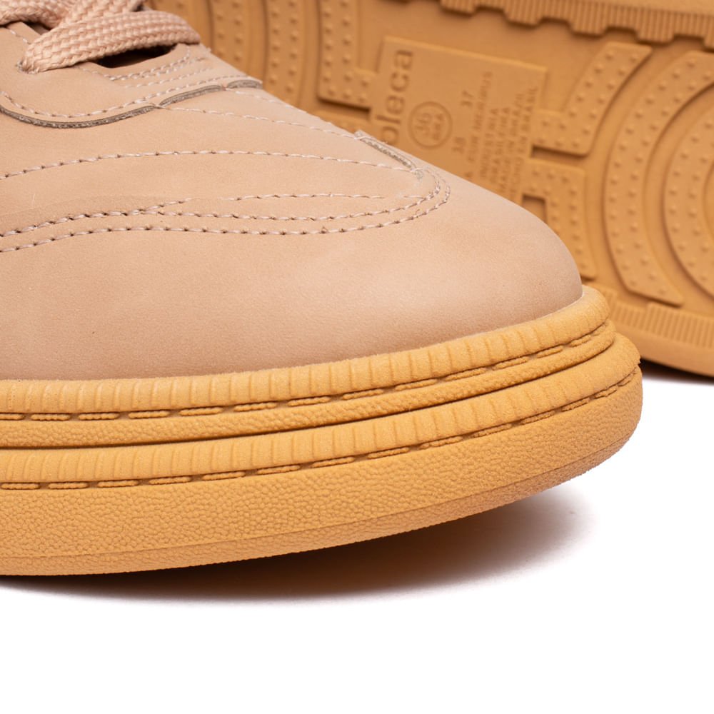 Tênis Feminino Moleca em Nobuck com Recortes Bege Bege 6