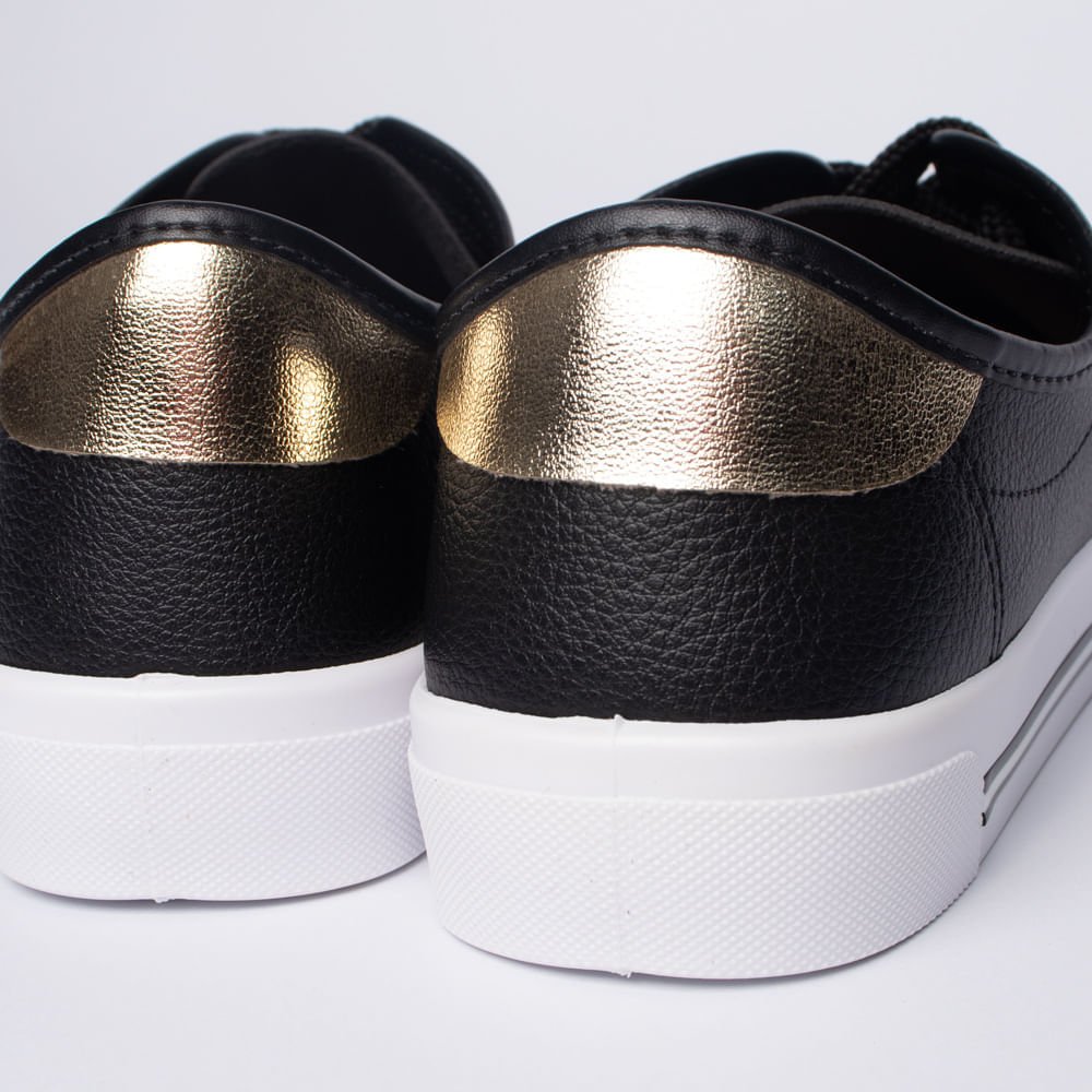 Tênis Feminino Moleca Napa Floather com Aplicações Preto/Dourado Preto 5