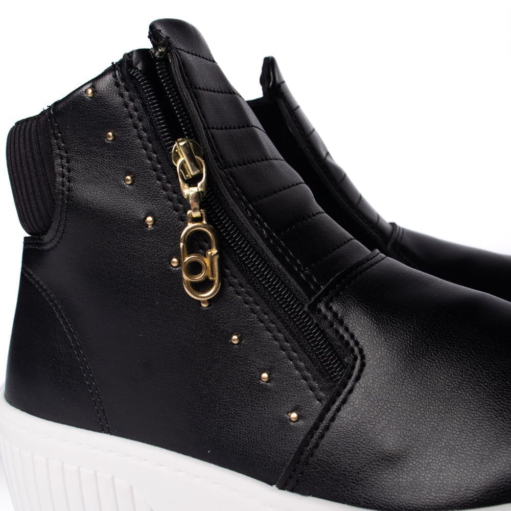 Bota Feminina Beira Rio Napa com Aplicações Preto Preto 5