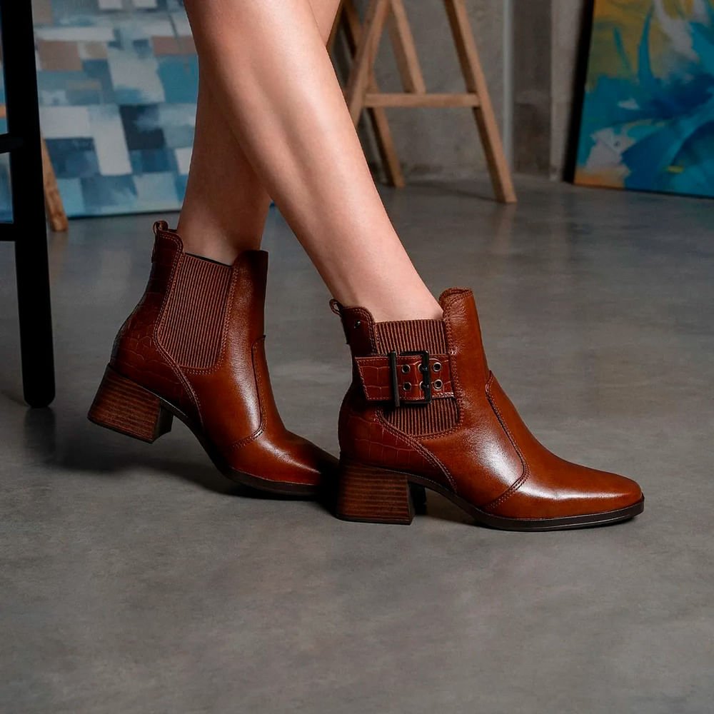 Bota Feminina Pegada Fivela de Couro Marrom Marrom 4