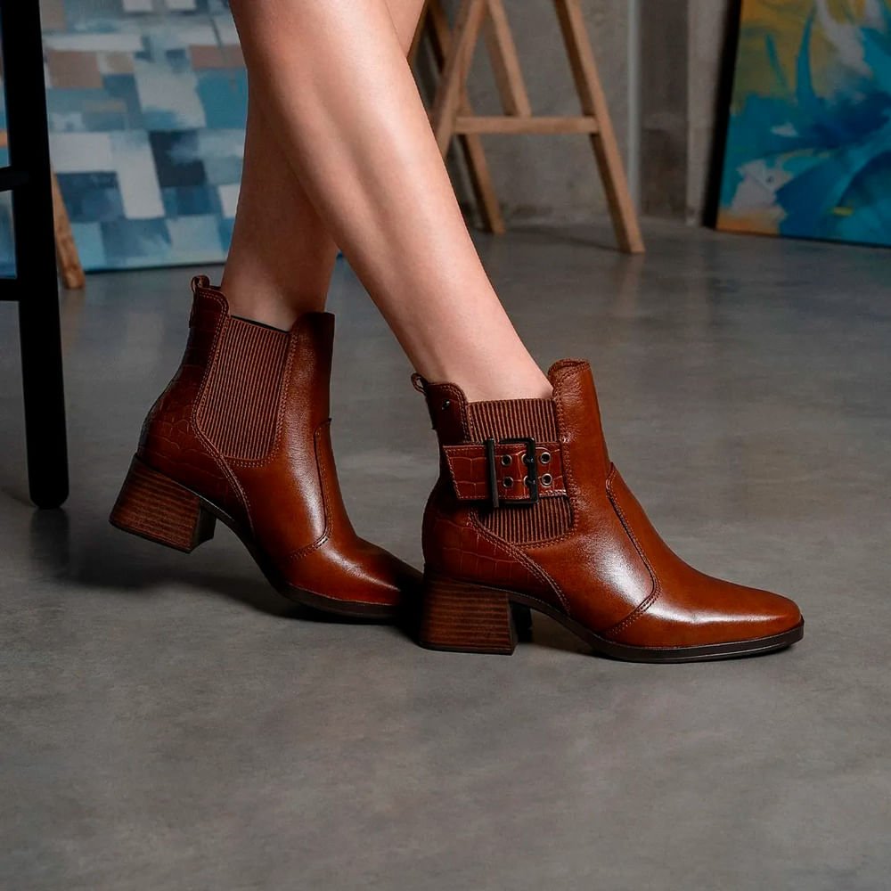 Bota Feminina Pegada Fivela de Couro Marrom Marrom 4