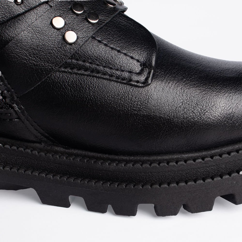 Coturno Feminino Ramarim Cano Baixo Com Fivelas Preto Preto 6