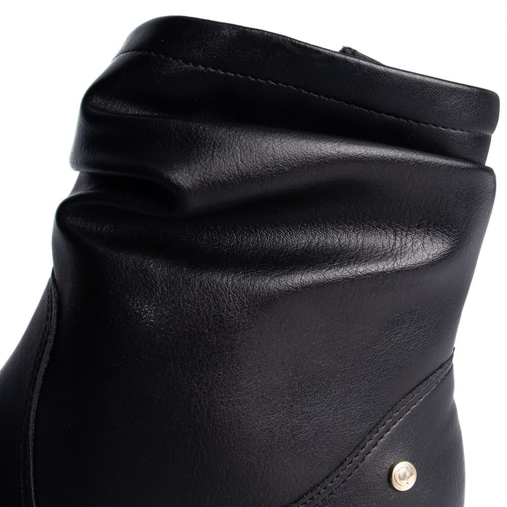 Bota Feminina Comfortflex Croco de Couro Preto Preto 5