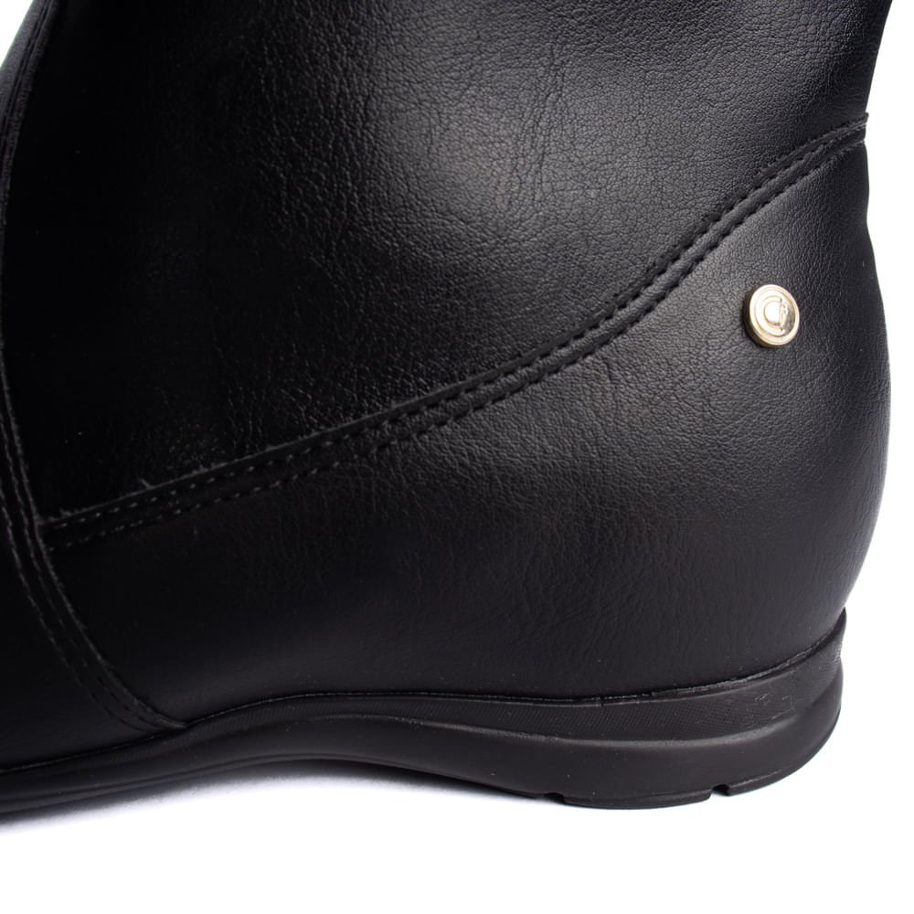 Bota Feminina Comfortflex Croco de Couro Preto Preto 6