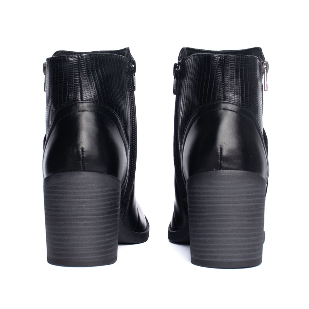 Bota Feminina Comfortflex com Detalhe Texturizado Preto Preto 3