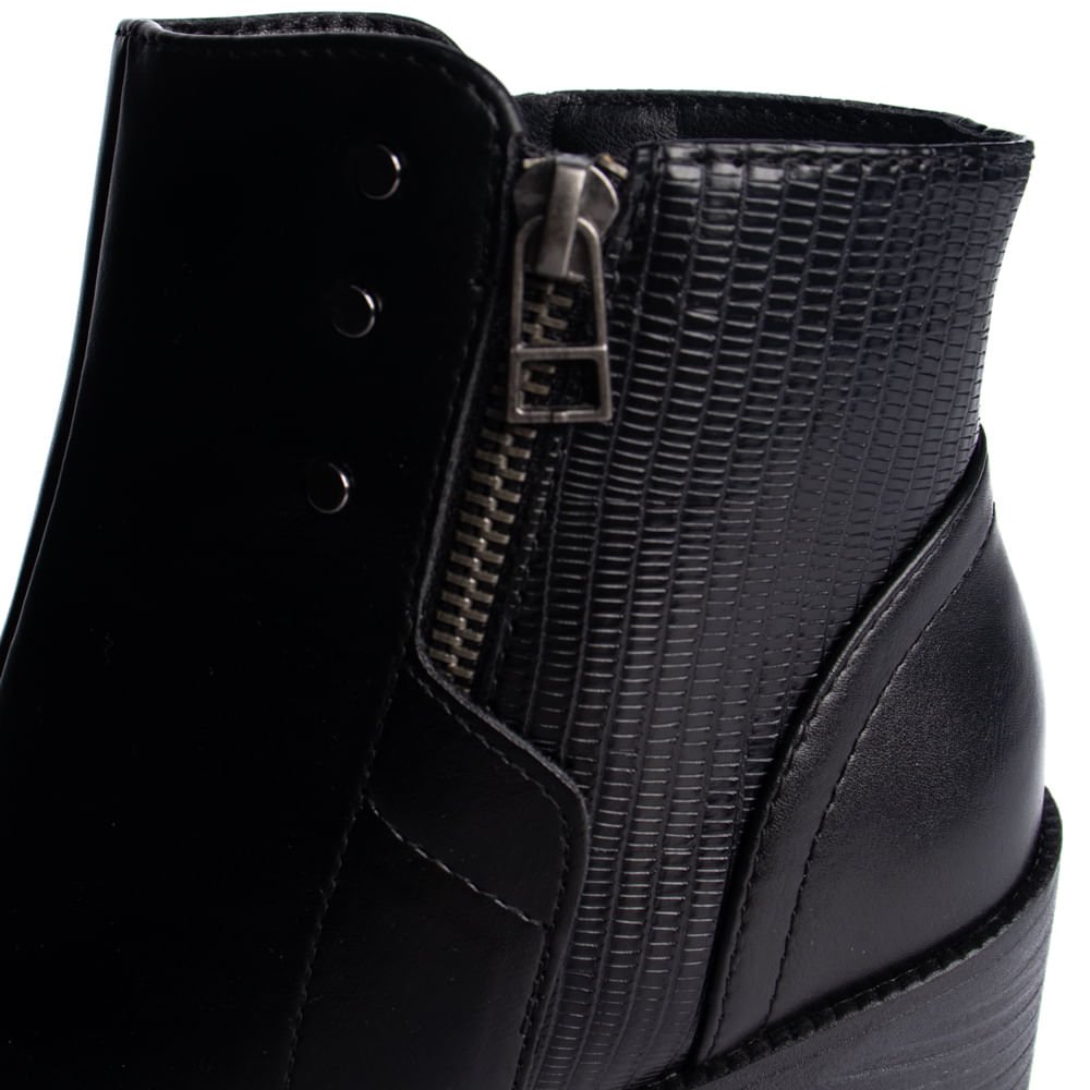 Bota Feminina Comfortflex com Detalhe Texturizado Preto Preto 5