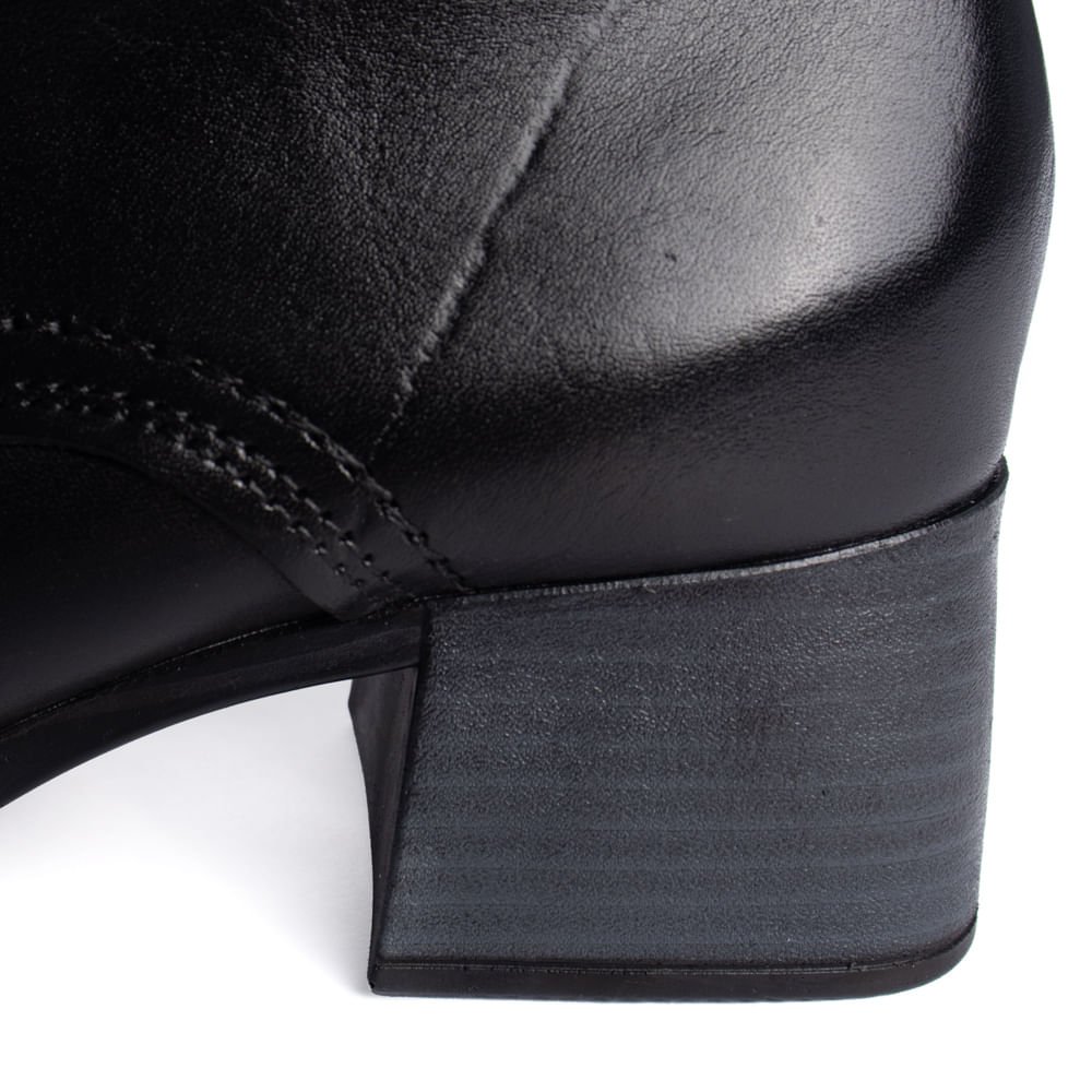 Bota Feminina Pegada Cano Curto Couro e Cadarço Preto Preto 6