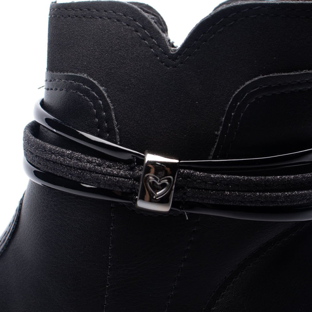 Bota Feminina Mississipi de Cano Curto Tratorada Preta Preto 5