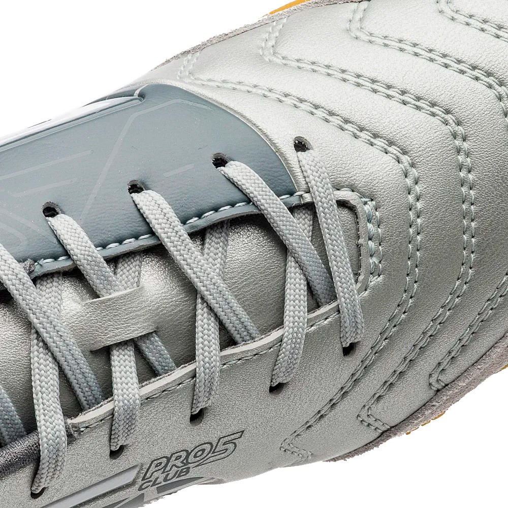 Chuteira Umbro de Futsal Pro 5 Bump Club Cinza/Branco Cinza/Branco 6