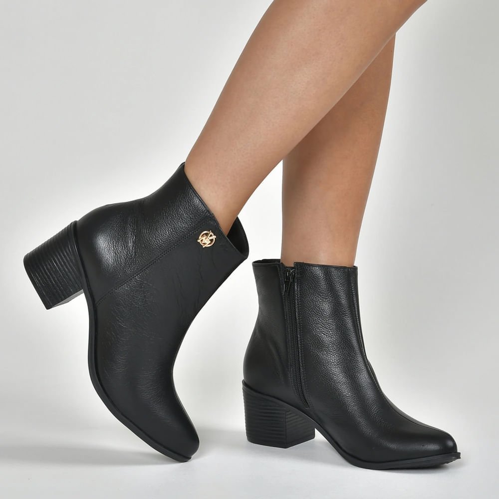 Bota Feminina Via Marte Couro Cano Curto Salto Médio Preto Preto 6