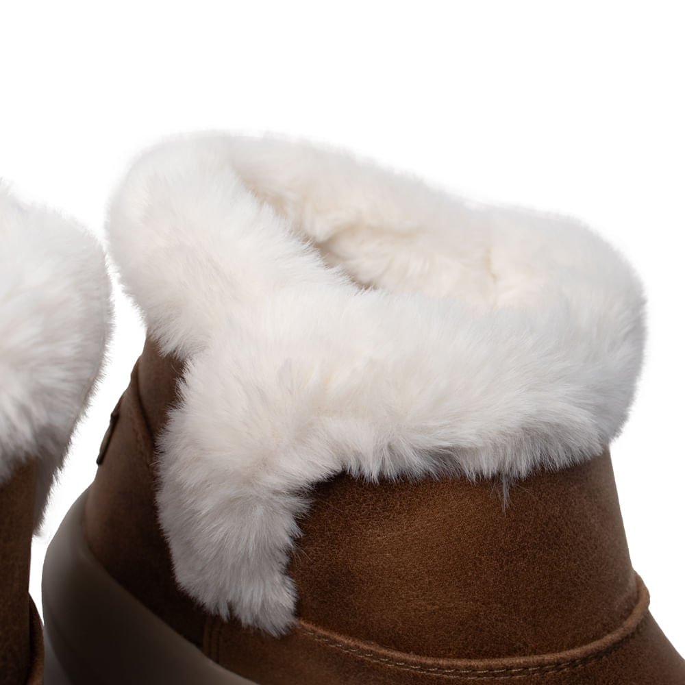 Bota Feminina Skechers On The Go Joy Endeavor Forrada Marrom Marrom 6