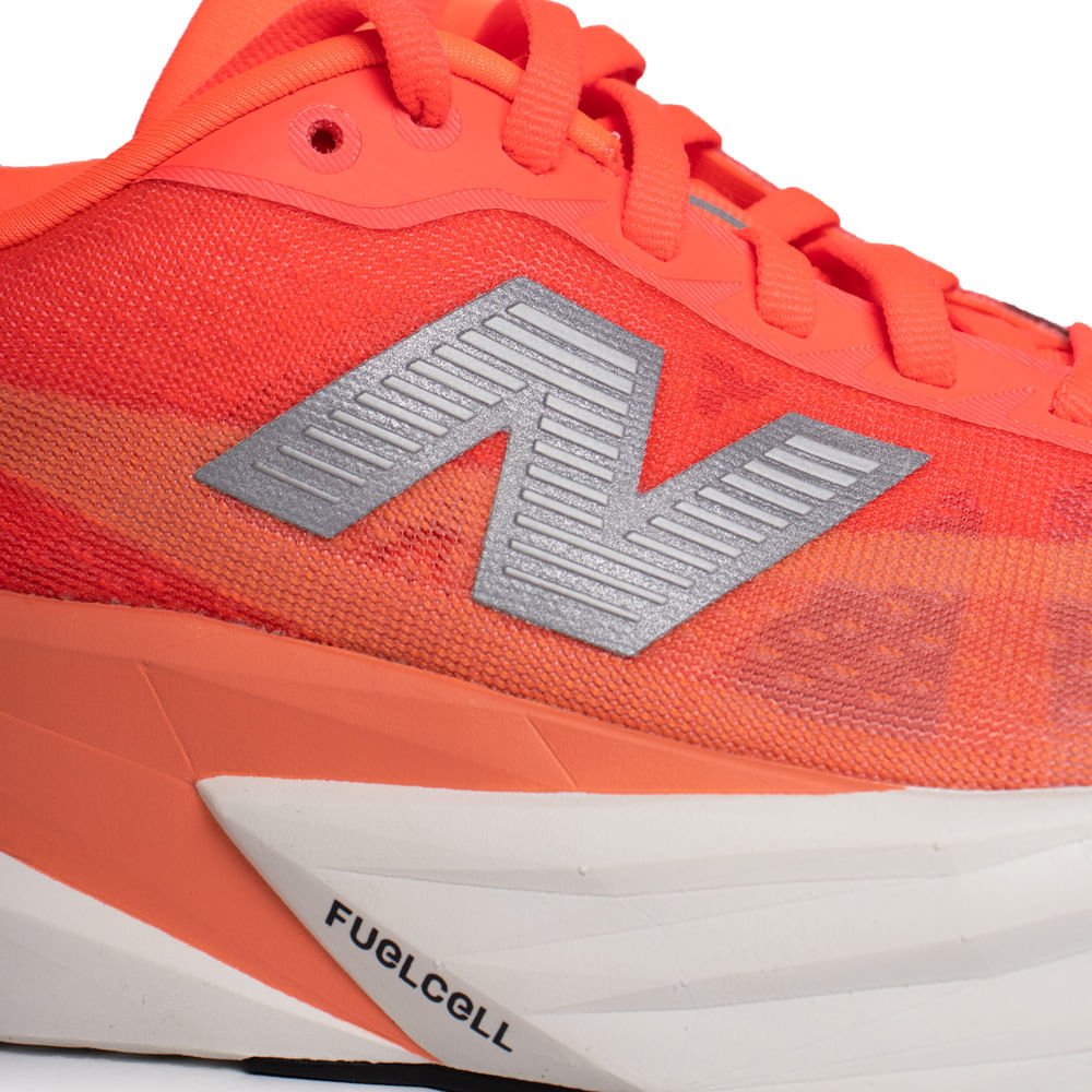 Tênis Feminino New Balance FuelCell Rebel v5 Coral Neon Coral 5