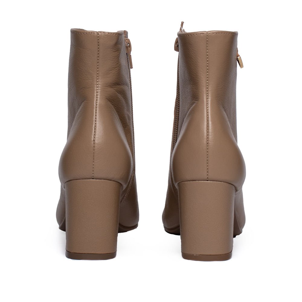 Bota Feminina Via Marte Couro Bico Fino Bege Bege 3