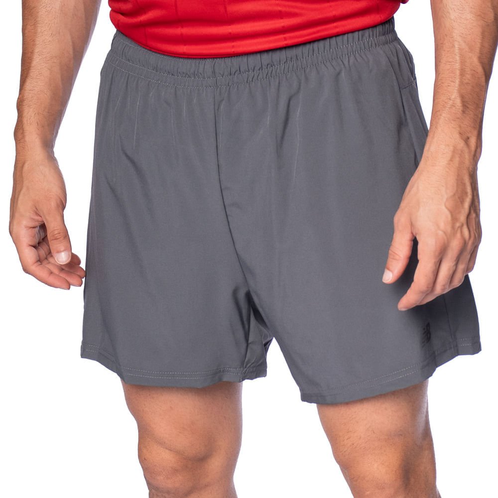 Short Masculino New Balance Essentials com Compressão de Tactel Cinza