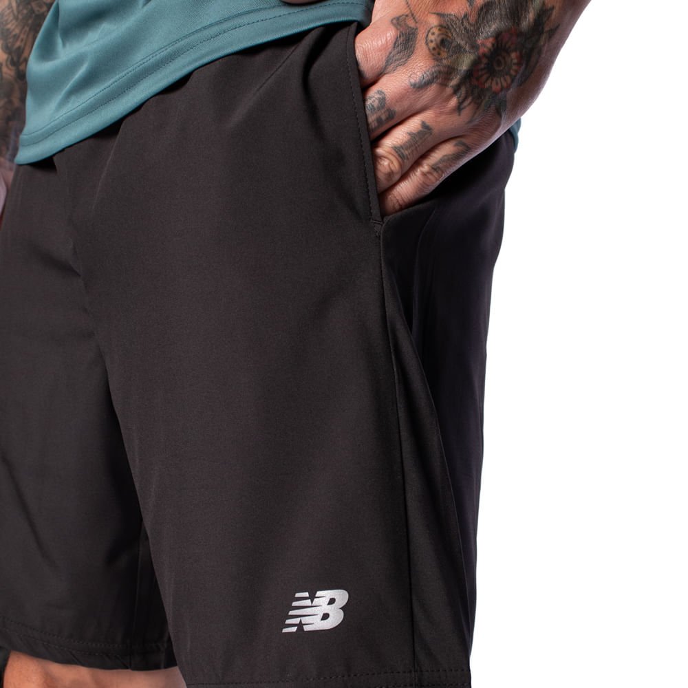 Bermuda Masculina New Balance Essentials Tactel Preto Preto 3