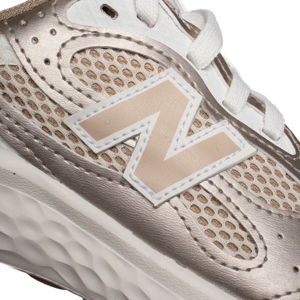 Tênis Feminino New Balance V4 Fresh Foam Bege/Branco Off Bege/Branco 4