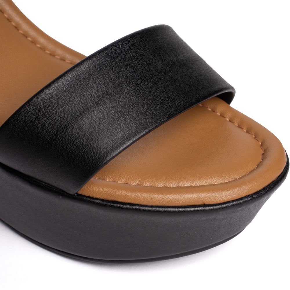 Sandália Feminina Bebecê Salto Plataforma Preto Preto 4