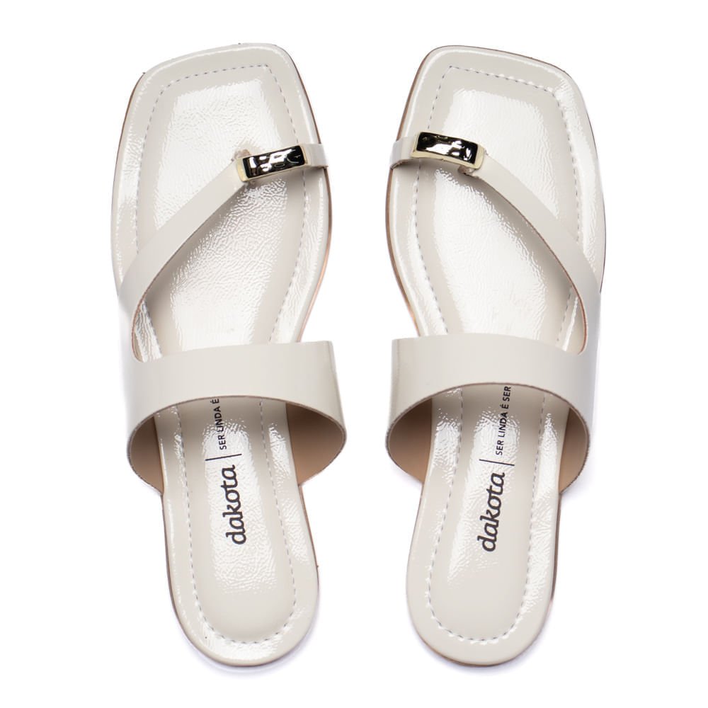 Chinelo Feminino Dakota Thong Verniz Off White