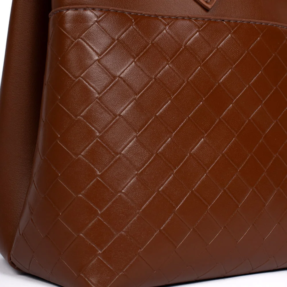 Bolsa Feminina Rafitthy Tote Napa Matelassê Média Marrom Marrom 5