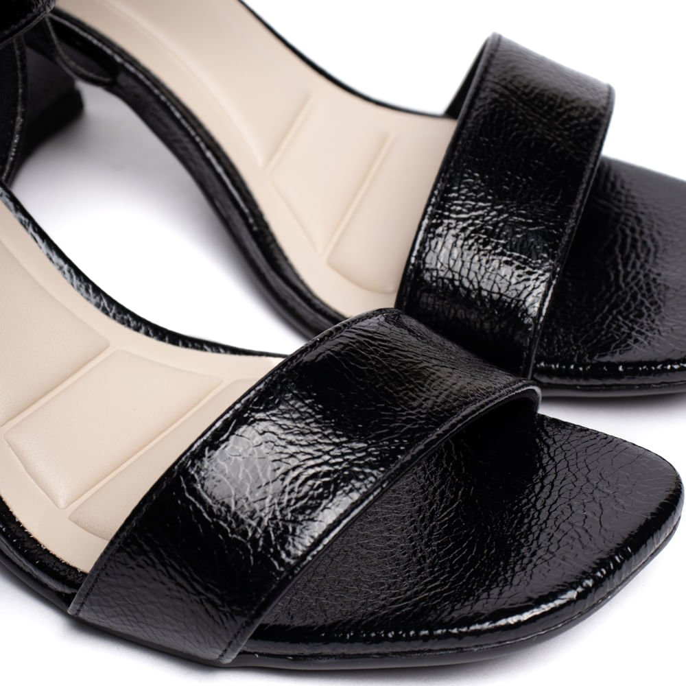 Sandália Feminina Bebecê Salto Bloco com Fivela Preto Preto 5