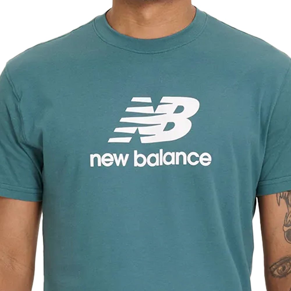 Camiseta Masculina New Balance Essentials Verde Verde 3