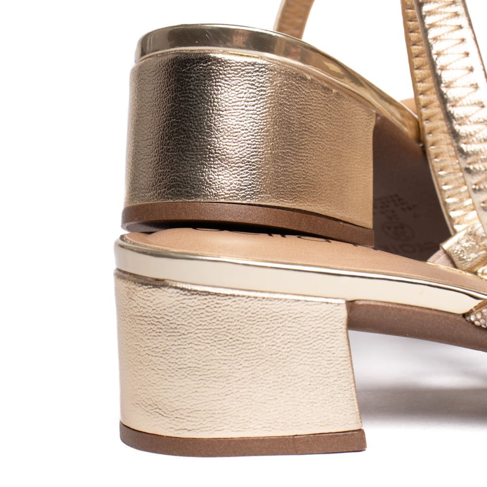 Sandália Feminina Beira Rio Salto Bloco Metalizado Dourado Dourado 6