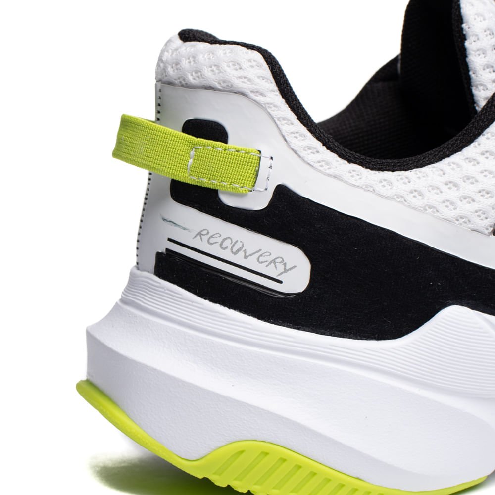 Tênis Masculino Fila Recovery Amortecimento Branco/Preto Branco 8