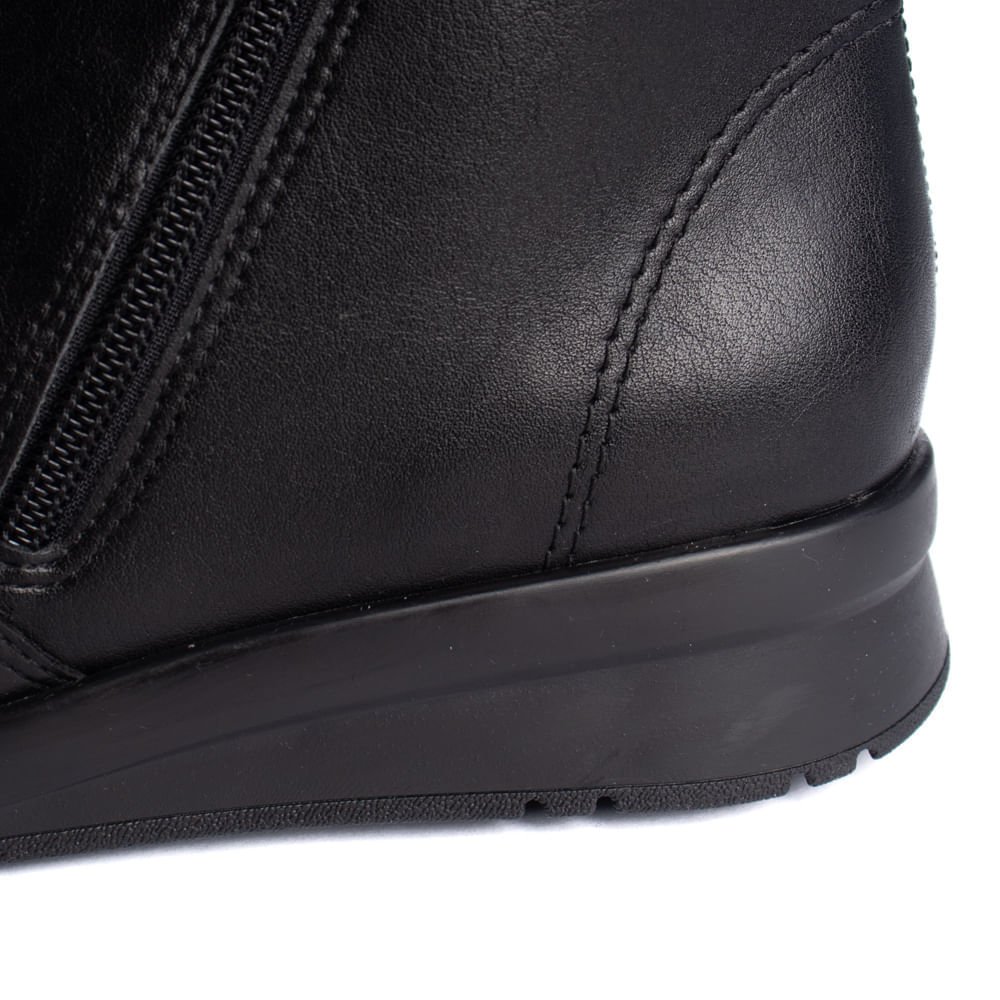 Bota Feminina Comfortflex Napa Preto Preto 6