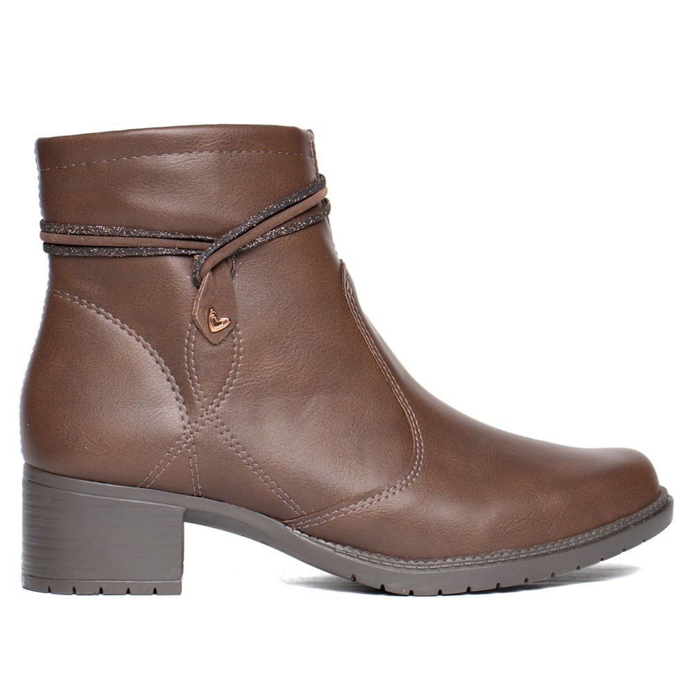 Bota Feminina Mississipi Cano Curto Napa Marrom