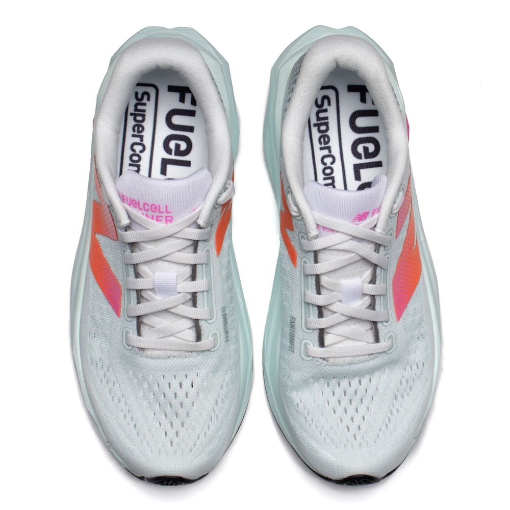 Tênis Feminino New Balance FuelCell V3 Verde Claro/Rosa Verde Claro 4