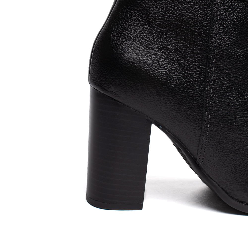 Bota Feminina Via Marte Couro Enrugada Preto Preto 6