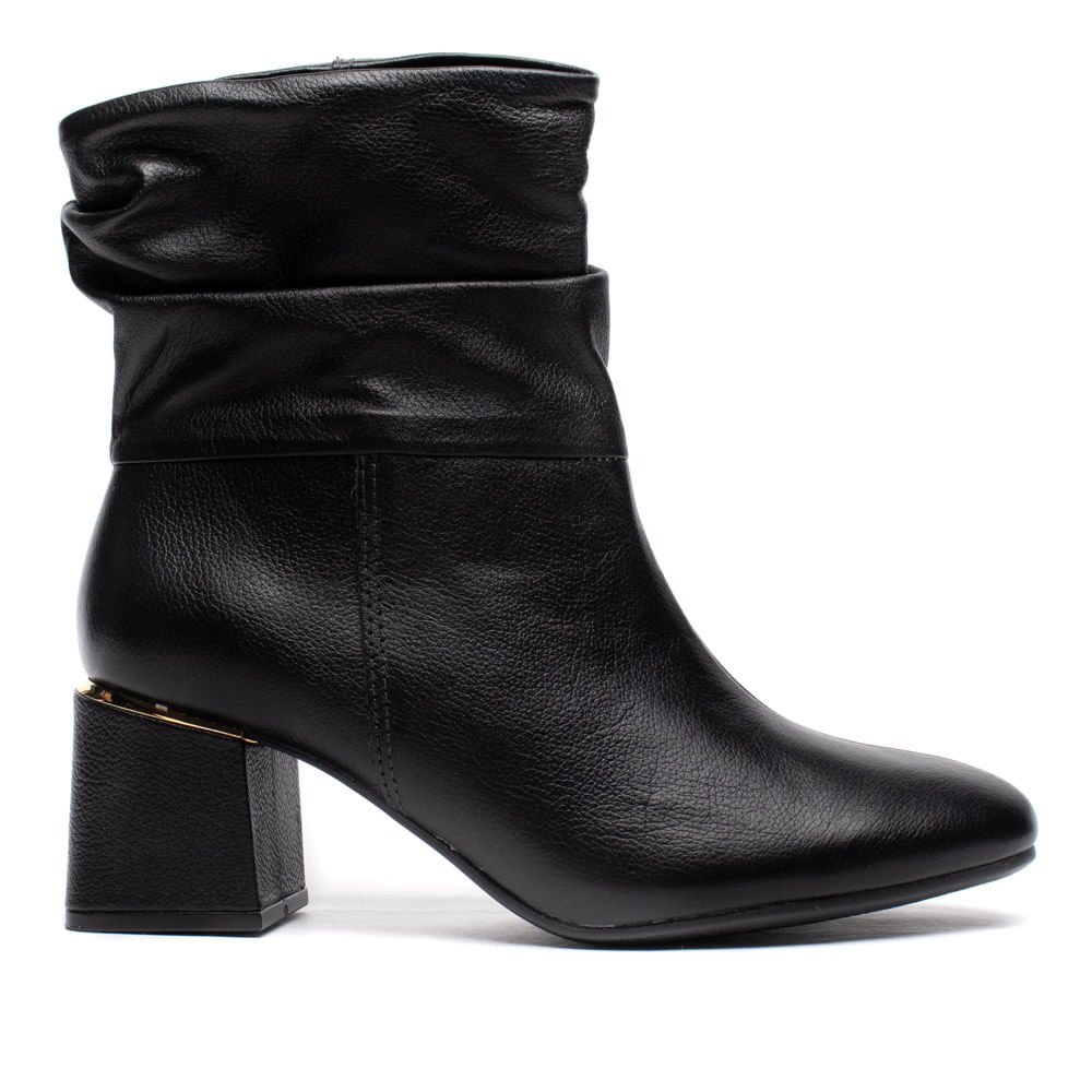 Bota Feminina Via Marte Slouch Salto Bloco Couro Preto