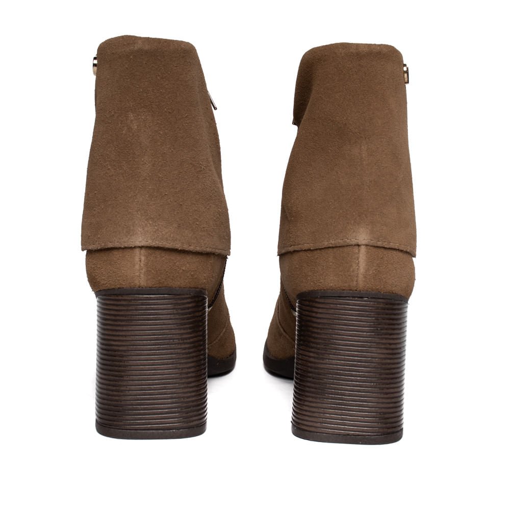Bota Feminina Dakota Cano Curto Couro Camurça Marrom Marrom 3