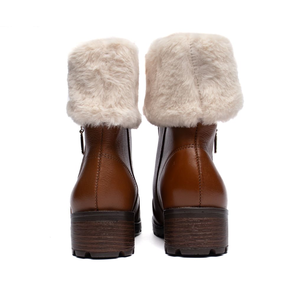 Bota Feminina Pegada Cities Cano Curto Com Pelo Marrom Marrom 3