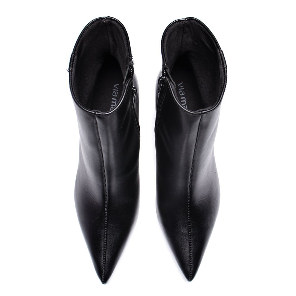 Bota Feminina Via Marte Bico Fino Em Couro Preto Preto 4