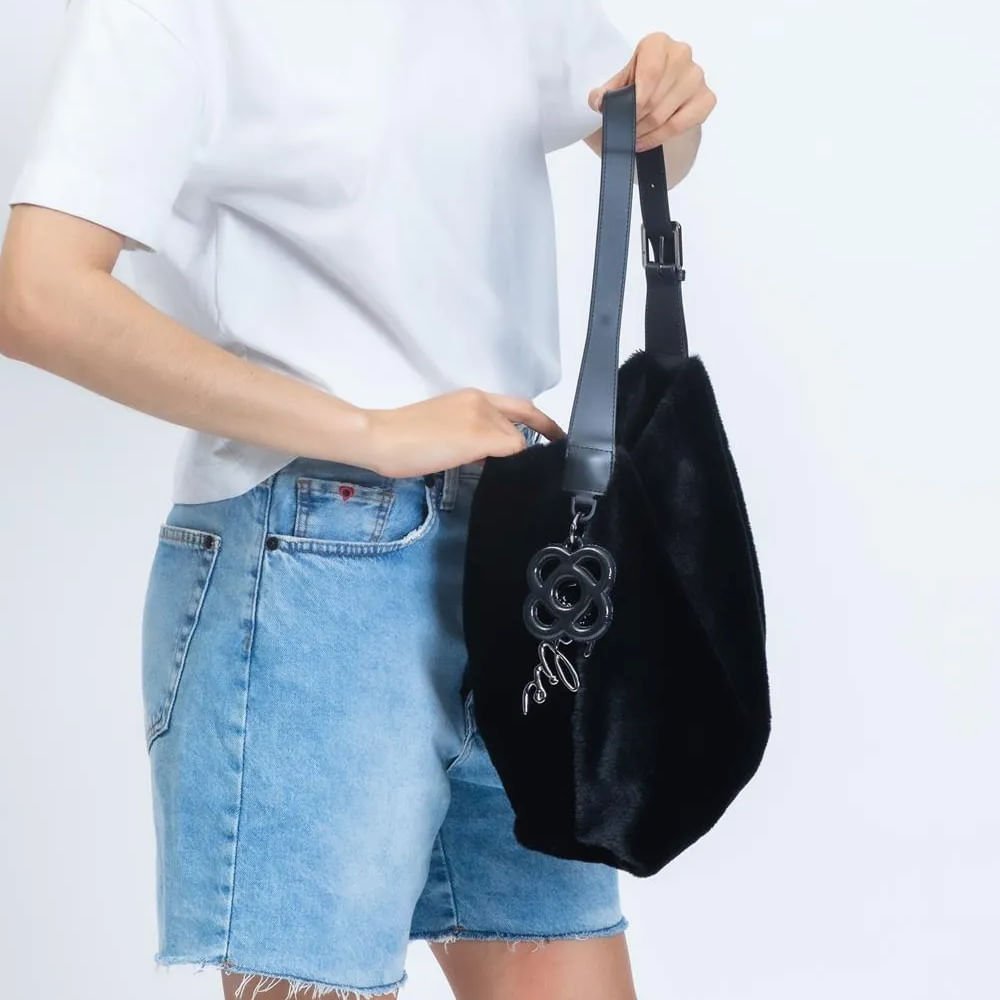 Bolsa Feminina Petite Jolie Saco Média Felpuda Preto Preto 3