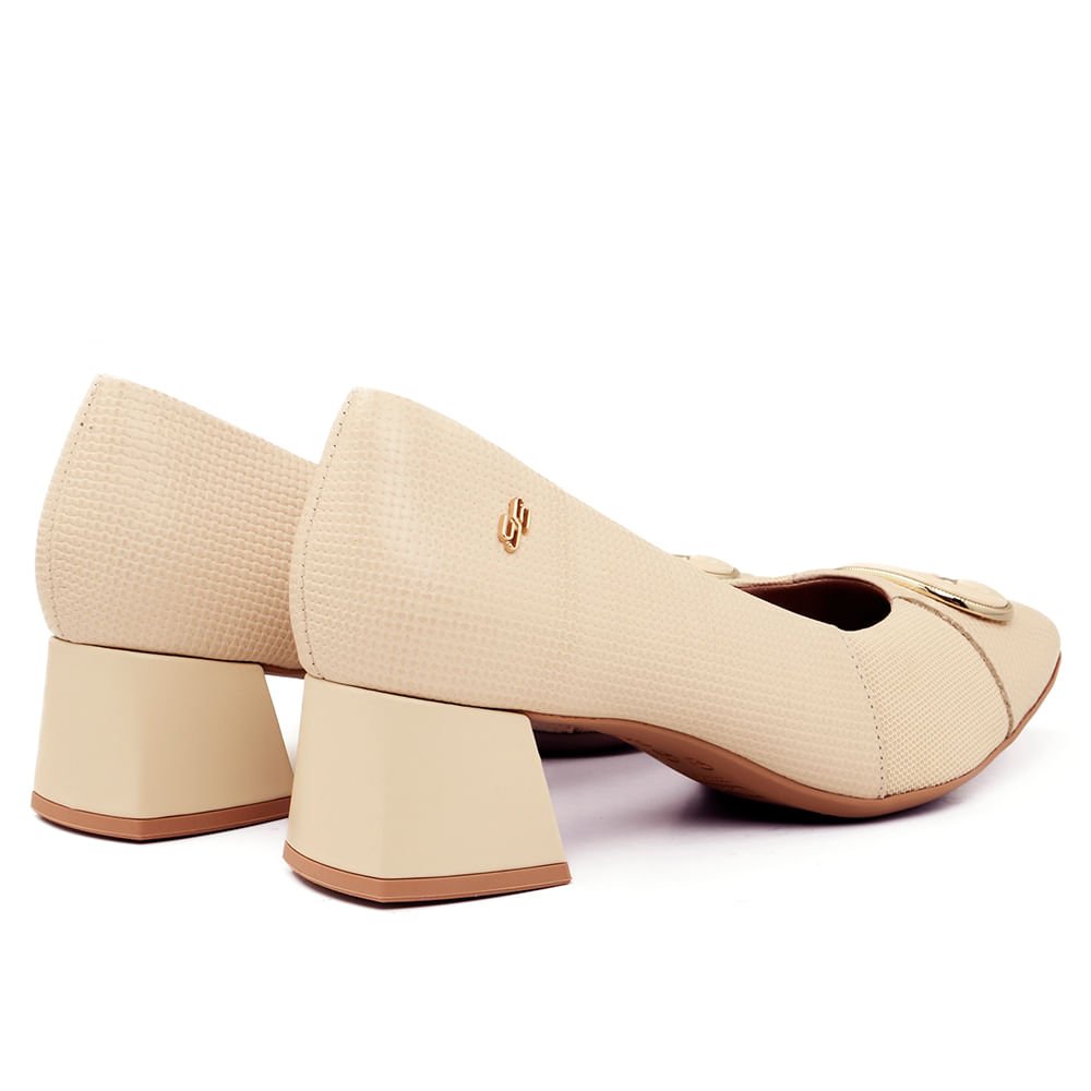Scarpin Bege Salto Bloco Couro Tressê Monograma Bege 3