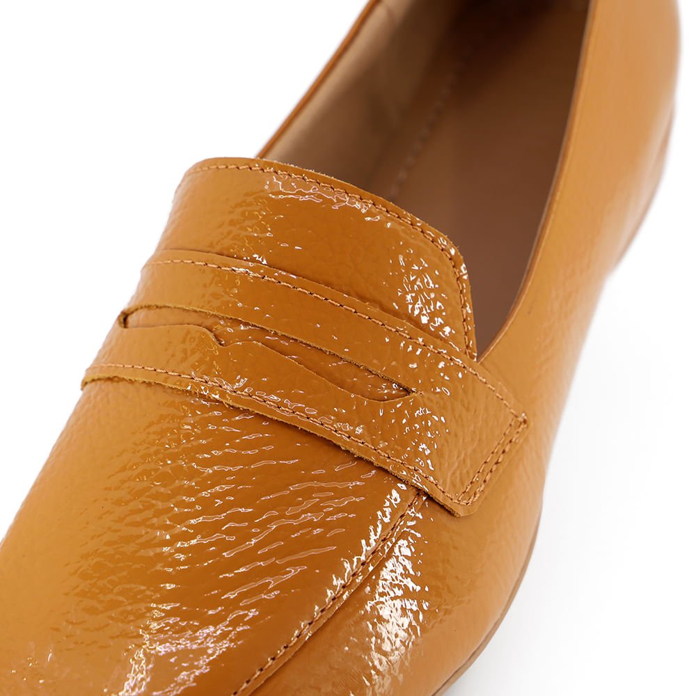 Loafer Marrom Básico Verniz Marrom 4