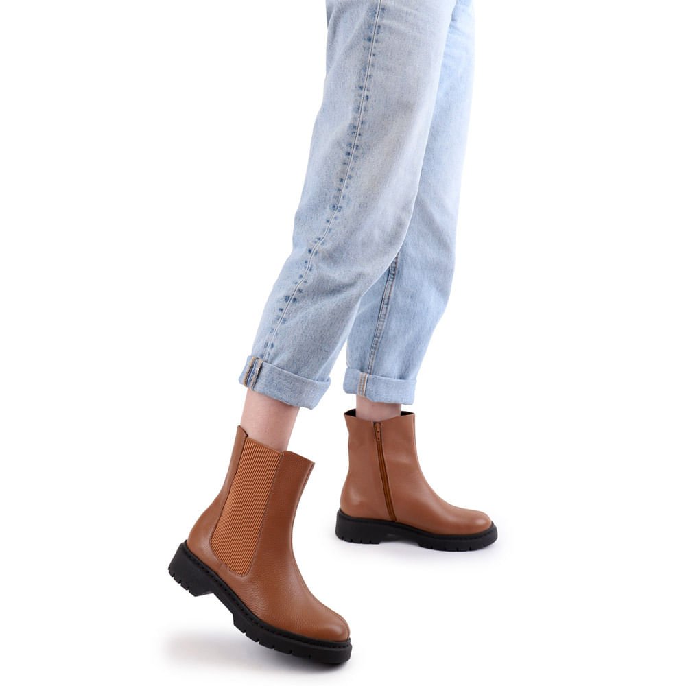 Bota Chelsea Marrom Couro Sola Preta Marrom 6