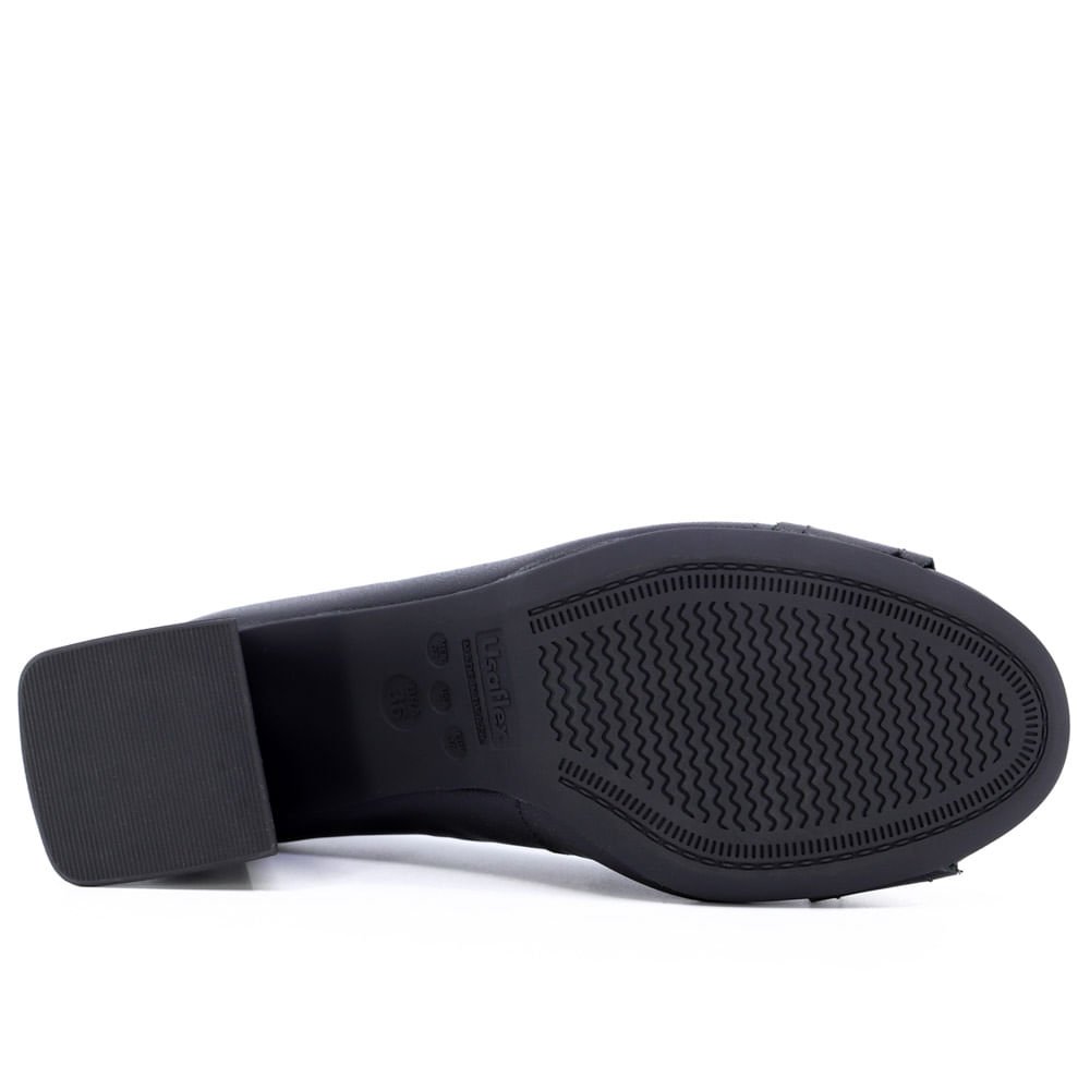 Scarpin Salto Bloco Couro Preto Fivela Monograma Preto 5