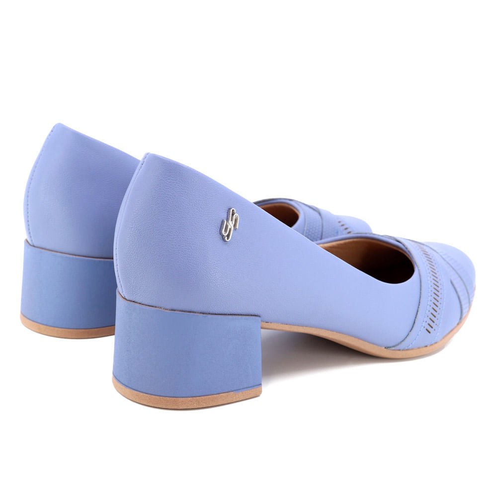 Scarpin Azul Retrô Salto Bloco Couro Tiras Detalhe Laser Azul 3