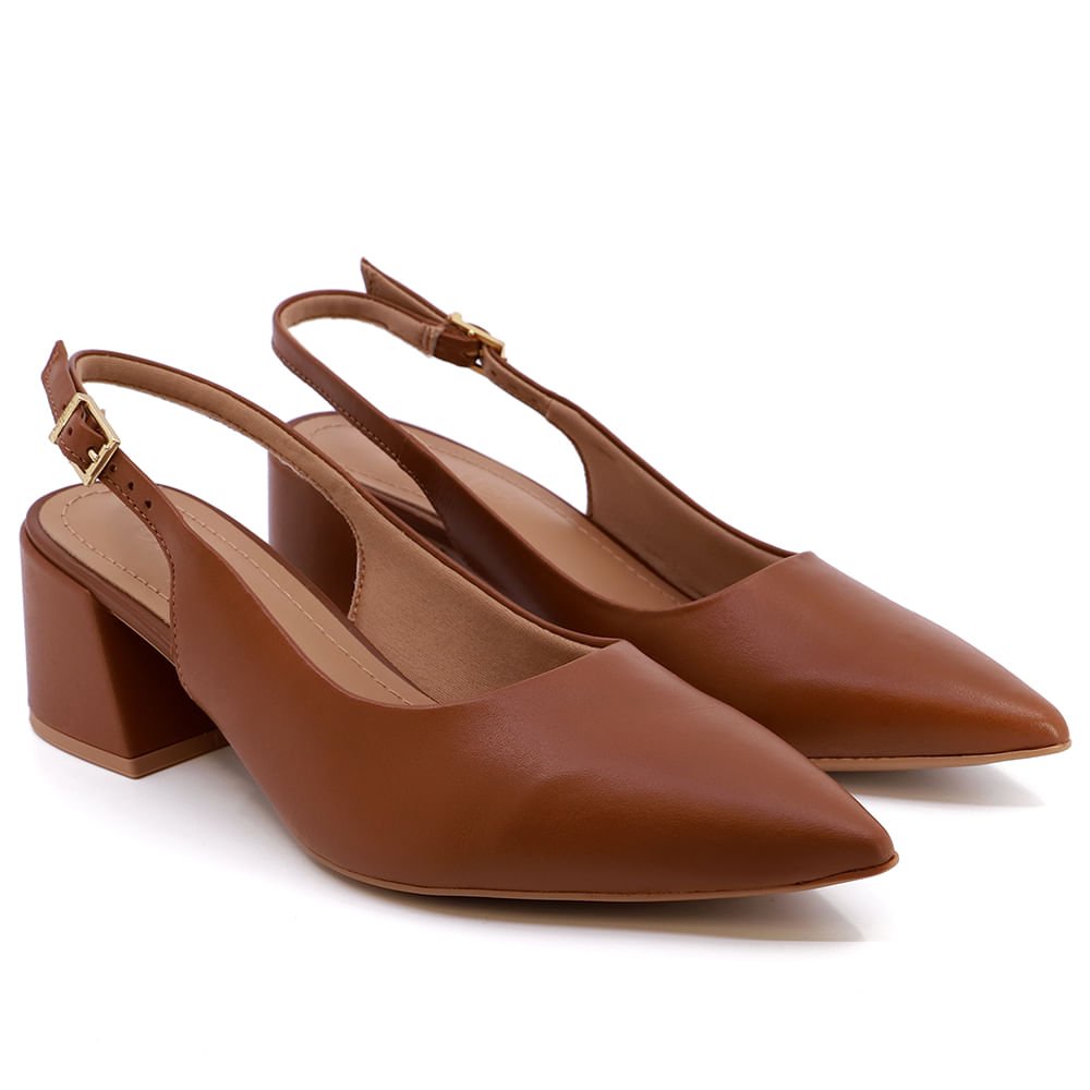 Slingback Marrom Bico Fino Couro Detalhe Fivela Marrom 2