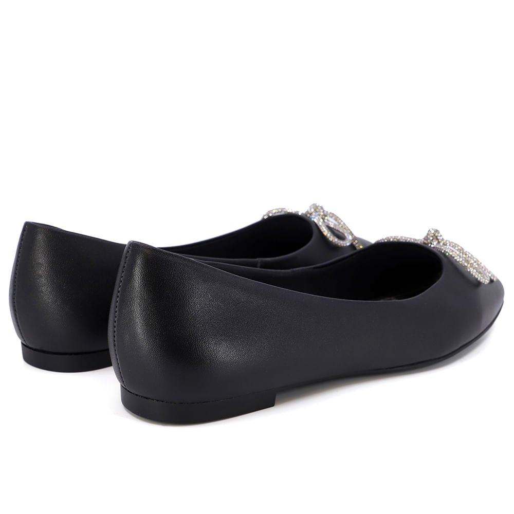 Sapatilha Preta Couro Detalhe Laço Preto 3