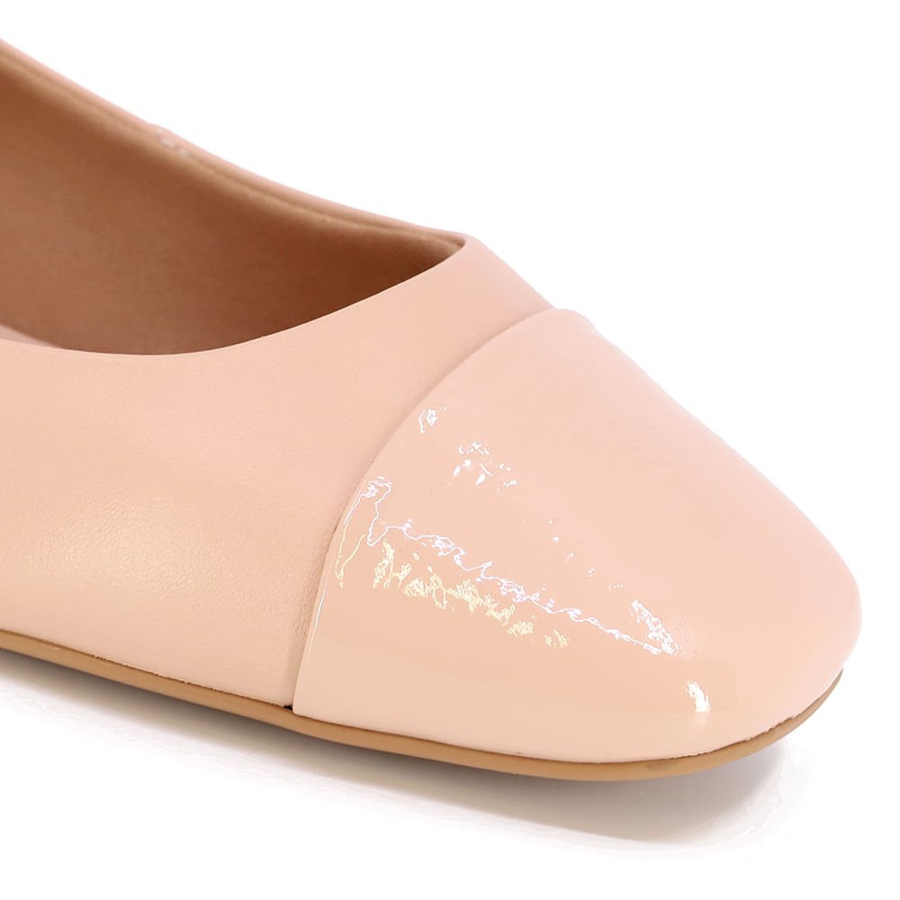 Sapatilha Rosa Couro Detalhe Verniz Bege 4
