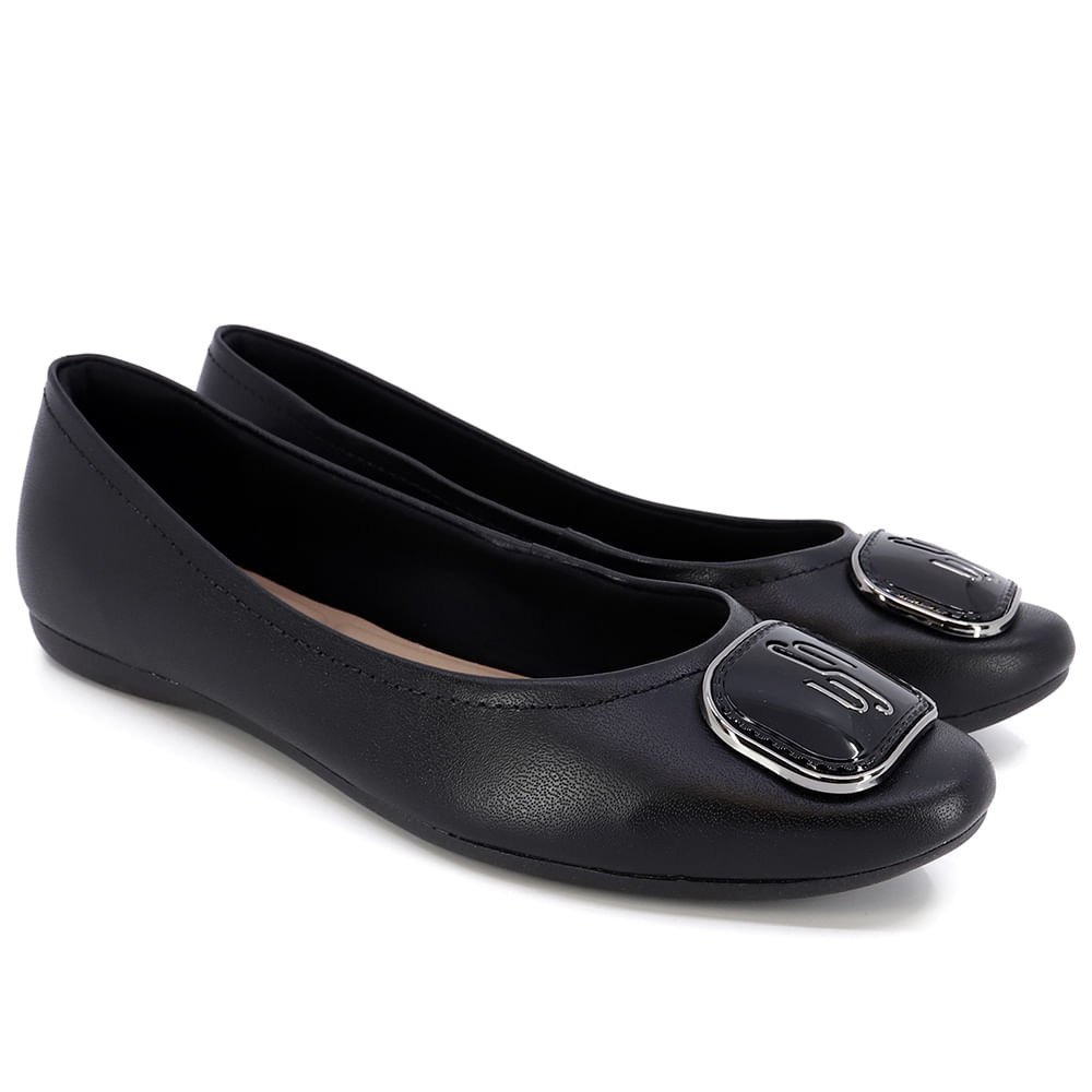 Sapatilha Preta Couro Salto Rasteiro Monograma Preto 2