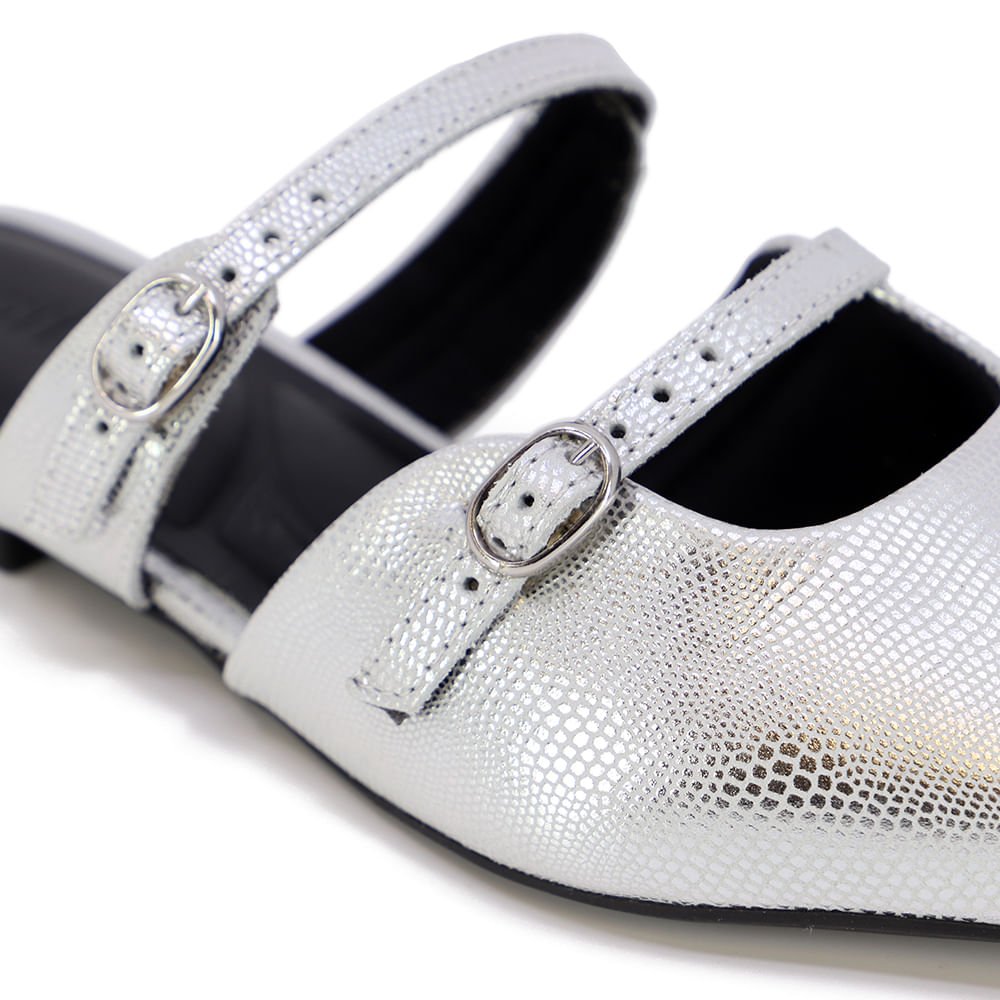 Mule Metalizado Prata Bico Fino Couro Fivela Prata 4