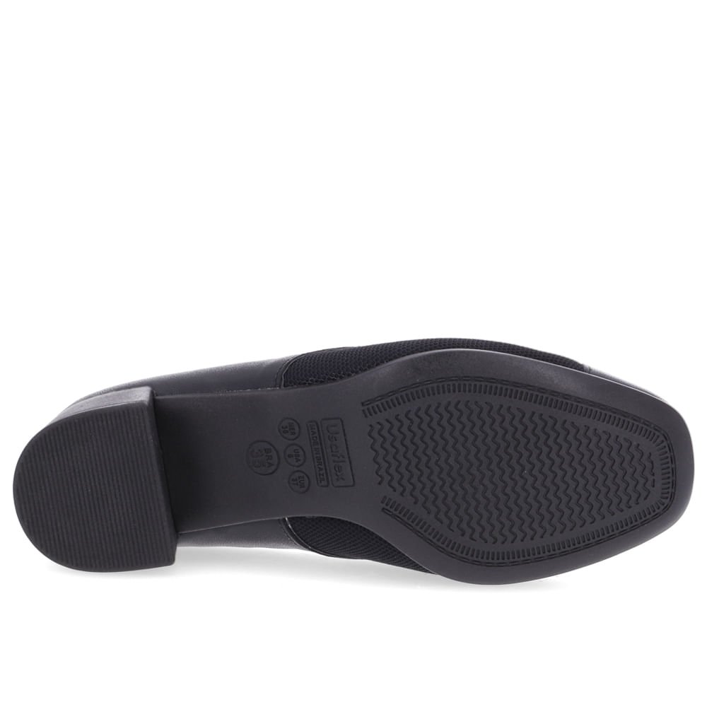 Scarpin Preto Salto Bloco Couro Detalhe Prata Preto 5