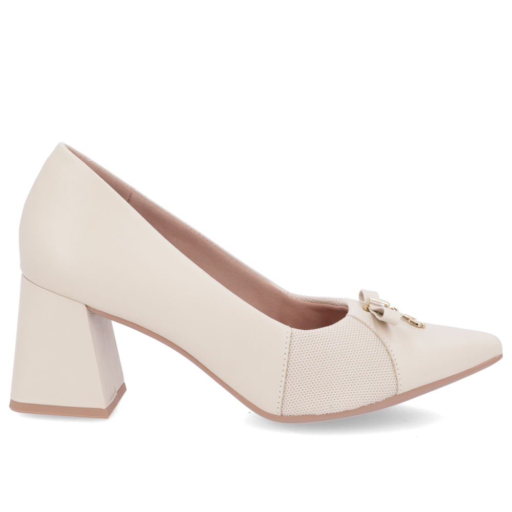 Scarpin Couro Bege Salto Bloco Pingente