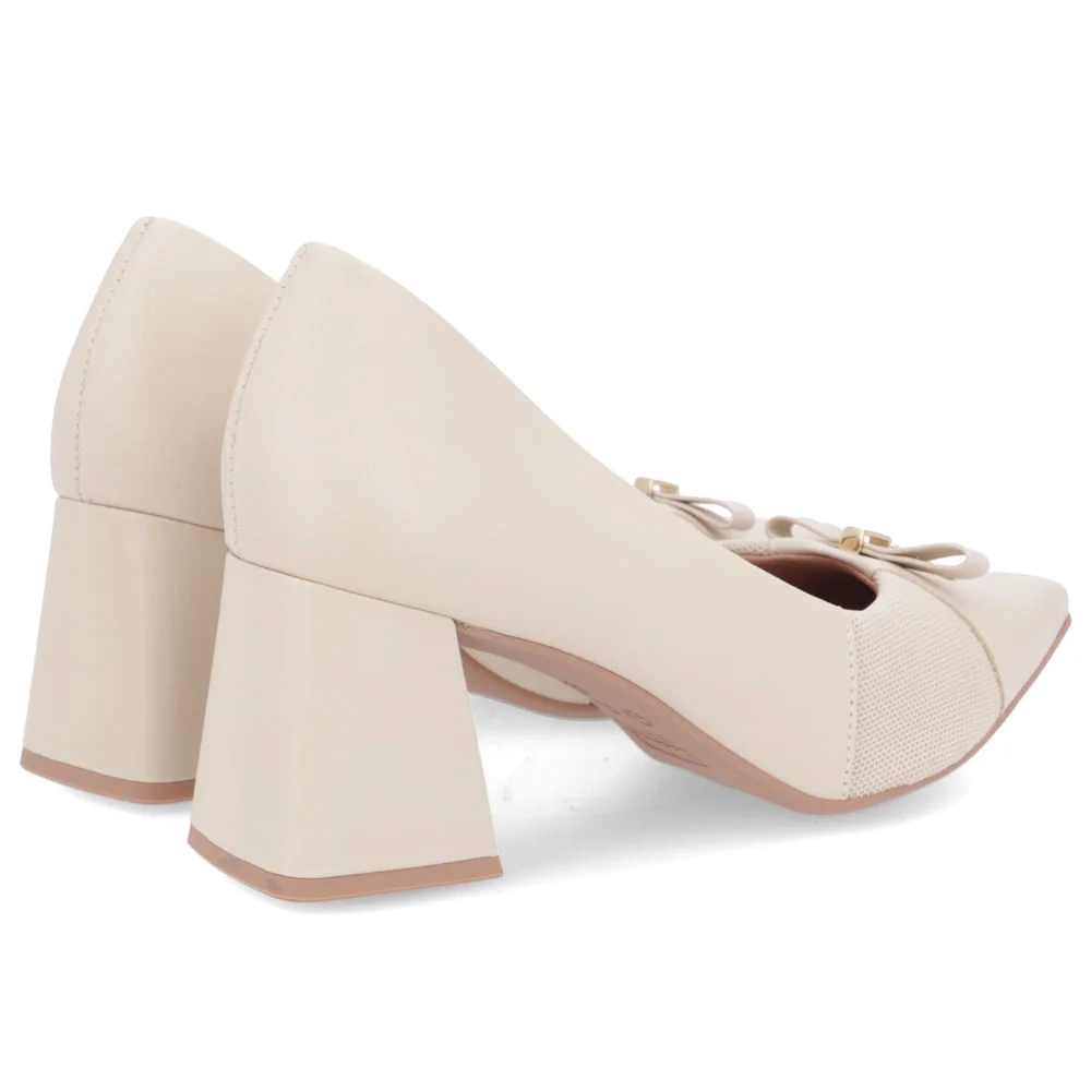 Scarpin Couro Bege Salto Bloco Pingente Bege 3